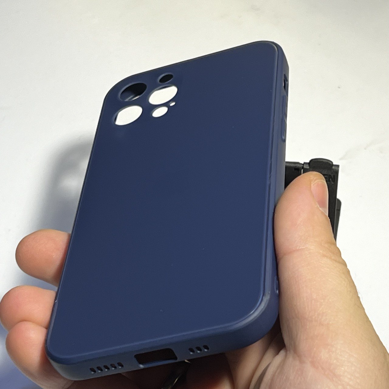 Чохол накладка Case для Apple iPhone 12 Pro Витонченно та мінімалістично - Image 4